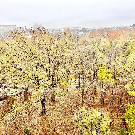 Panoramic Lil' Paris Appartement Boekarest Buitenkant foto